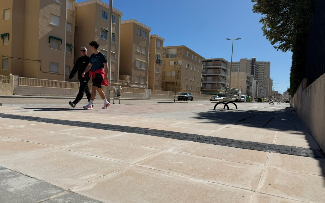 Bellreguard renova el Passeig Joan Miró i millora un dels espais més emblemàtics de la platja